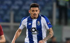 Foot - Transferts - Tiquinho revient en Europe et signe à l'Olympiakos