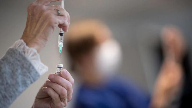 DIRECT. Covid-19 : la vaccination des ados en France tranchée cette semaine, 24 décès de plus en Occitanie