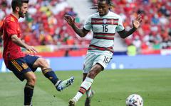 Foot - Portugal - Portugal : aucun cas de Covid-19 après la rencontre face à l'Espagne et Busquets