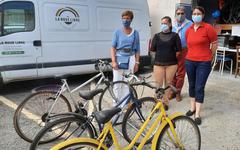 Près du Havre, la Ville de Sainte-Adresse a fait don de 5 vélos à l’association La Roue libre