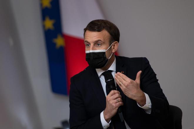 Urgent/ Emmanuel Macron giflé par un homme en public (vidéo)