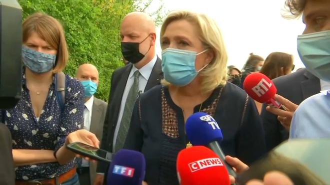 "Marque satanique" - Marine Le Pen répond au ministre de l'Intérieur Gérald Darmanin: "Est-ce que le gouvernement a perdu la tête?"