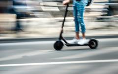 Les Sables-d’Olonne : une femme trouve la mort dans un accident entre une voiture et une trottinette