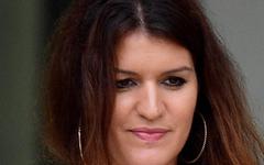 VIDEO. Élections régionales : "C'est l'Ile-de-France qui va s'ambiancer !" Marlène Schiappa met le feu au meeting de Laurent Saint-Martin