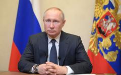 Vladimir Poutine définit l’adhésion de l’Ukraine à l’OTAN comme une ligne rouge à ne pas franchir..
