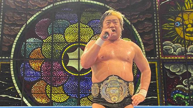 AJPW : Suwama positif au COVID-19, le titre Triple Crown rendu vacant